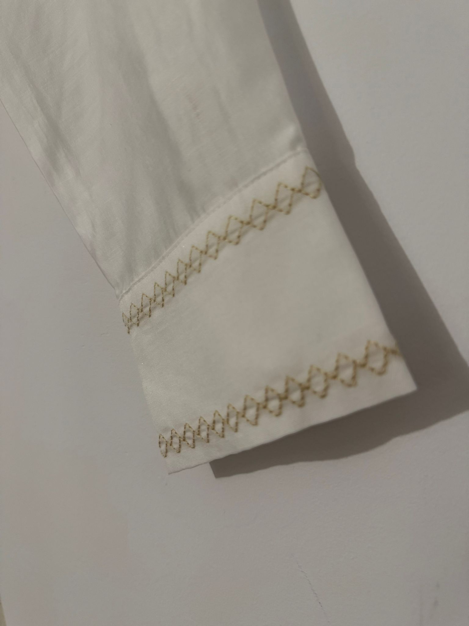 RAQUEL | Camisa Básica Bordada - Imagen 5