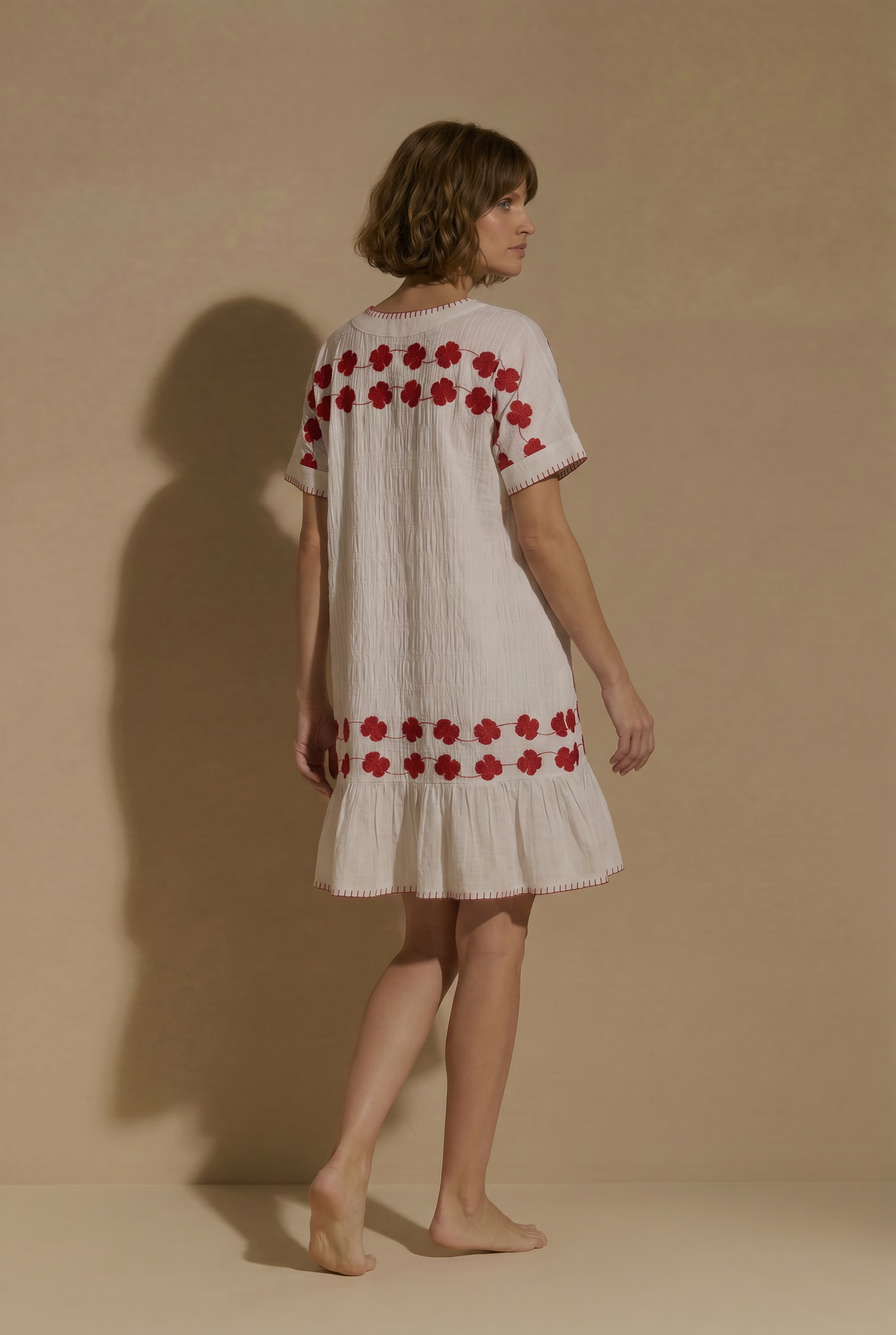 BIBI | Vestido Corto Bordado - Imagen 3