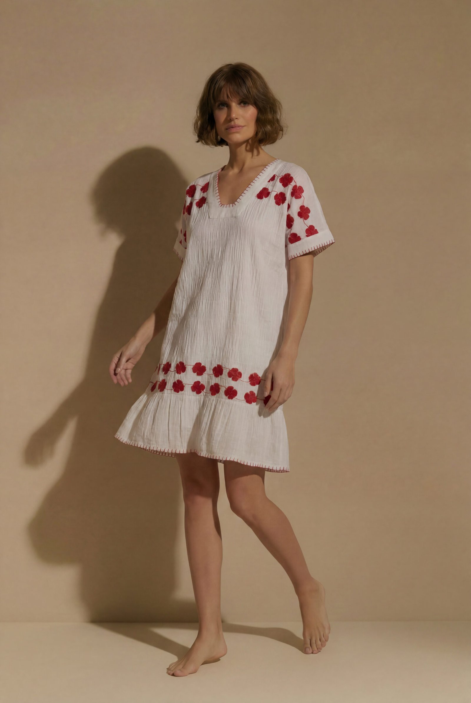 BIBI | Vestido Corto Bordado