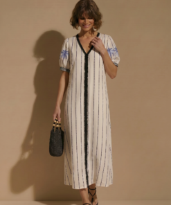 AMARA | Vestido midi blanco de rayas bordadas con palmeras bordadas - Imagen 2